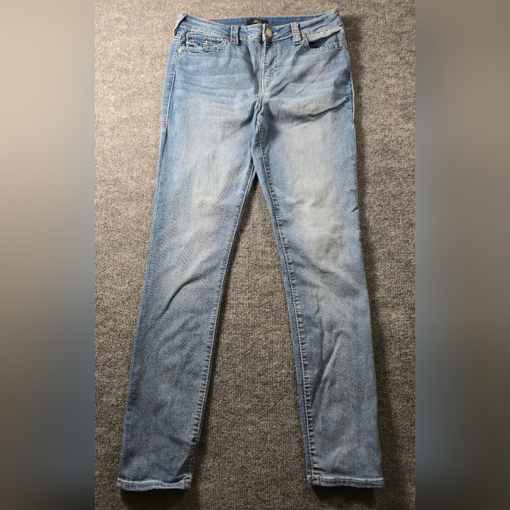 True Religion Stella Light Blue Mid Rise Skinny Jeans‎ Size 32